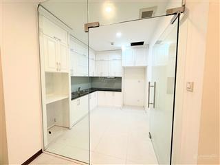 Bán gấp căn hộ chung cư tòa nhà d11 sunrise building 3pn 2wc dt 135m2 giá 8.5 tỷ  0917 495 ***