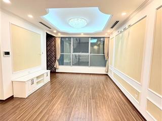 Bán gấp căn hộ chung cư viện chiến lược 3pn 2wc 1 kho 2 bc dt 140m2 giá 9 tỷ,  e hoà 0917 495 ***