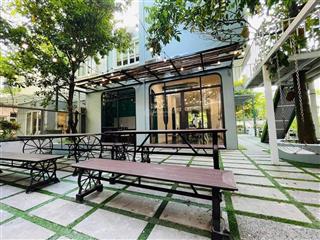 Chủ nhà cần tiền gấp bán nhanh căn biệt thự 258m2, sẵn sổ đỏ + full nội thất, gía thỏa thuận