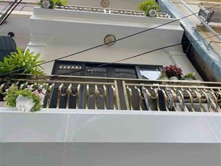 Bán nhà Lê Hồng Phong, Ba Đình, ngõ rộng, 29mx4t, 6.9 tỷ, 0985696268