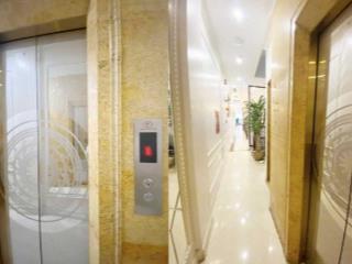 Bán nhà Hoàng Hoa Thám, Ba Đình, ôtô tránh, 4.8tỷ/năm, 300mx8t, 150 tỷ, 0985696268