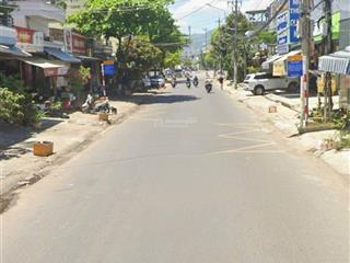 Bán nhà đường tôn đức thắng mặt tiền kinh doanh dt 70m2 giá 5.3 tỷ