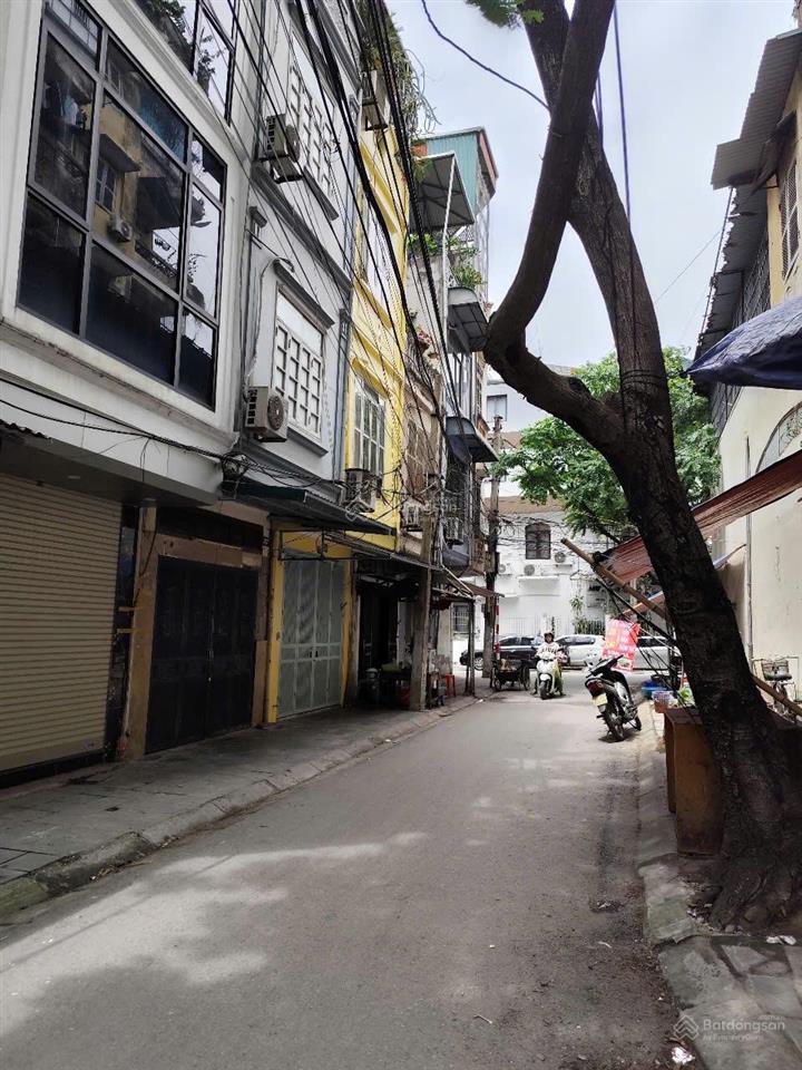 Chính chủ bán gấp nhà phố tam trinh, hoàng mai, hà nội, giá tốt 8,5 tỷ, 30 m2 3 tầng ô tô vào,sổ đỏ