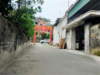 CC gửi bán 30m2 Chúc Sơn, Chương Mỹ. Giá chỉ 1.95 tỷ. 