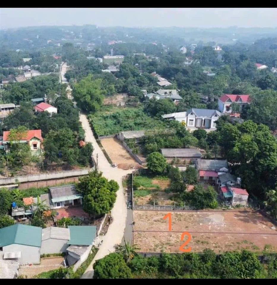 Mảnh đất đẹp tại đông phượng, cẩm lĩnh, ba vì, hà nội. mt 9,4m, cách đường nhựa, điểm bus hơn 300m