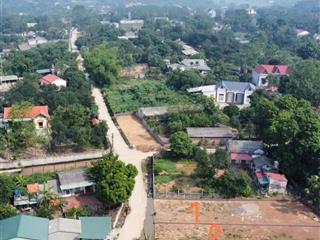 Mảnh đất đẹp tại đông phượng, cẩm lĩnh, ba vì, hà nội. mt 9,4m, cách đường nhựa, điểm bus hơn 300m