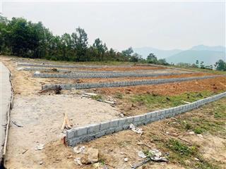 Duy nhất lô sổ vuông đẹp tại võ miếu thanh sơn pt gần nhà văn hoá trường học, cách đường nhựa 400m