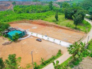 Lô đất tu vũ 2 mặt tiền trướcsau, cách đường hcm 500m, trường th yến mao 800m, cầu đồng quang 8km