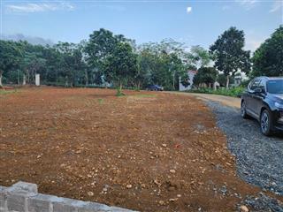 Mảnh đất đẹp nằm trong quần thể nghỉ dưỡng làng dy, cách tl87 vài phút chạy xe, cách tt hà nội 55km