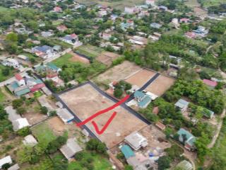 Đất tân thành cẩm lĩnh thuộc tuyến 2 đường nhựa xe bus chạy cách chỉ 100m, có 12m bám đường asphalt