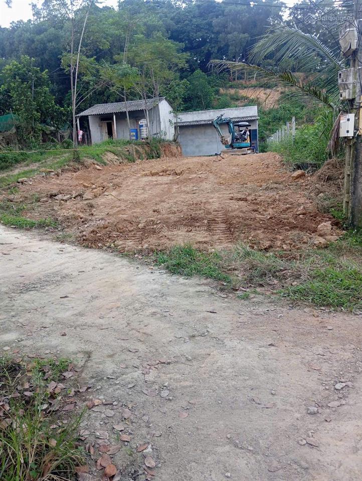 Mua đất tặng kèm nhà c4 mới xây, view cánh đồng thoáng, cách tl413 chỉ 400m, cách ub xã bất bạt 2km