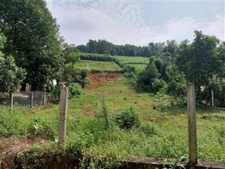 Lô đất nghỉ dưỡng minh quang gần hồ tự nhiên lớn, lưng tựa núi, cách ub xã 3km, tt hà nội hơn 60km