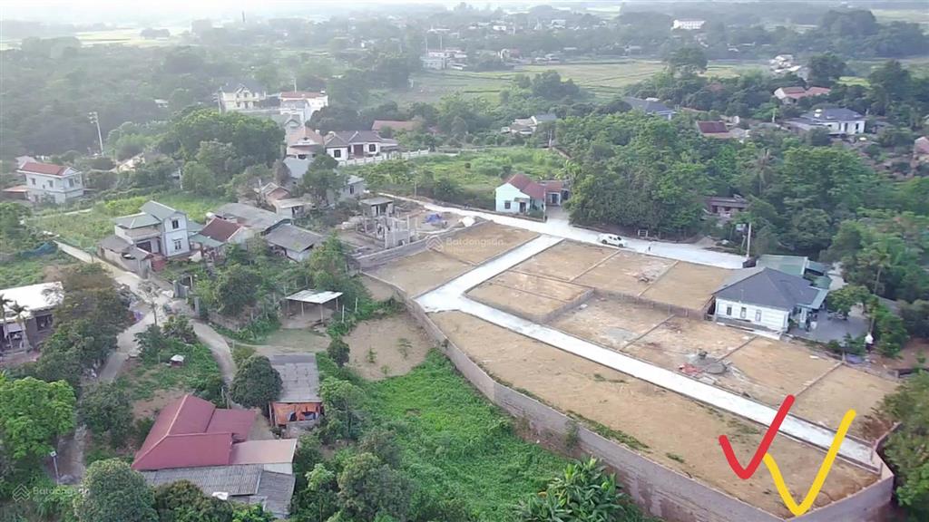 Chủ giảm giá sốc lô đất gần đường nhựa dân cư đông đúc cách trường chợ kdl đầm long hồ suối hai 1km