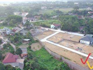 Chủ giảm giá sốc lô đất gần đường nhựa dân cư đông đúc cách trường chợ kdl đầm long hồ suối hai 1km