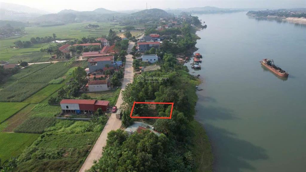 Đất nghỉ dưỡng mặt đường tl317a, bám sông đà, view núi ba vì tuyệt đẹp, gần trường, chợ, cây xăng