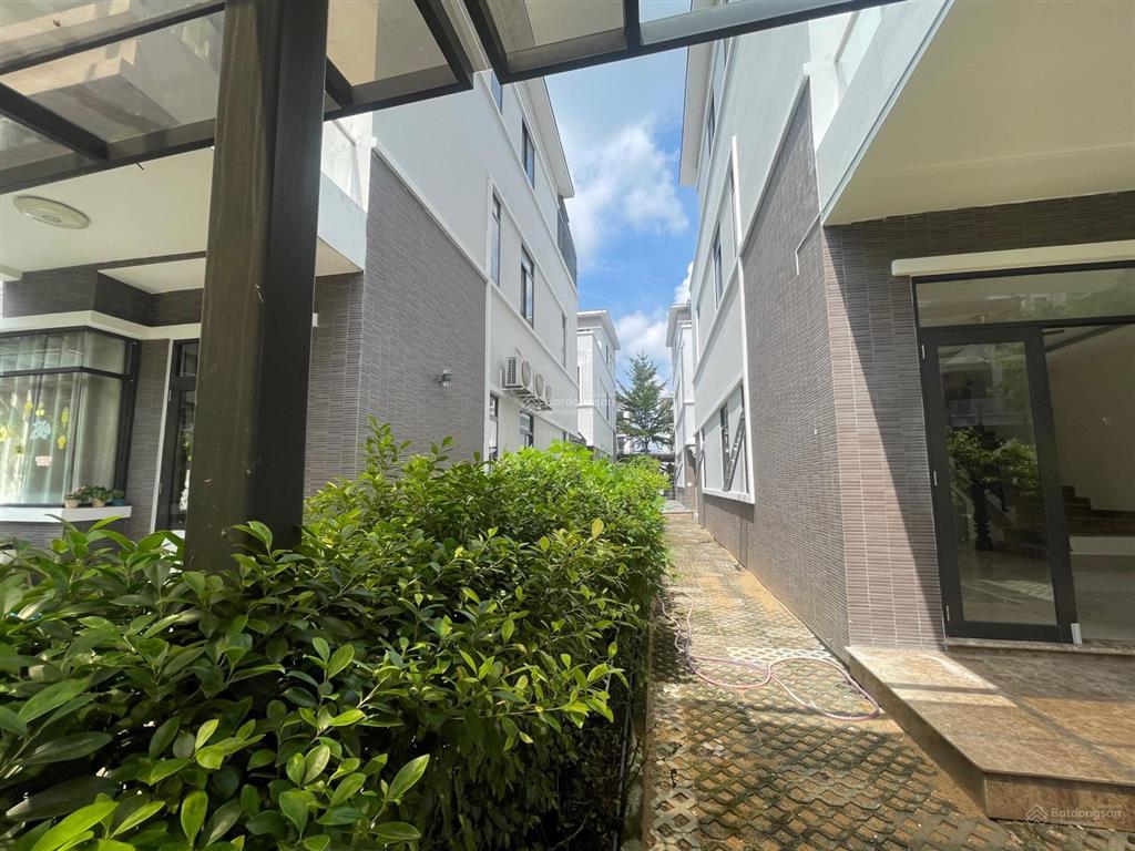 Nhà phố camellia 15 triệu/tháng, khu an ninh. hàng xóm dương hồng, phi long. xem nhà  0937 532 ***