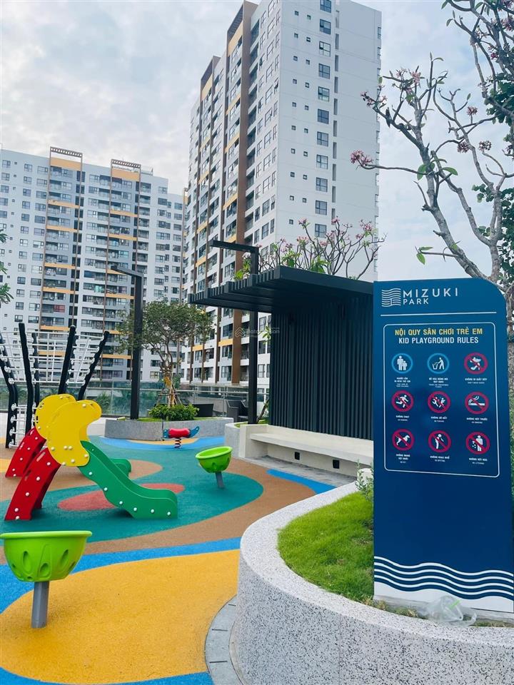 Cho thuê 58m2 nhà có rèm. giá 8  8tr5. xem nhà  0937 532 *** pkd mizuki park