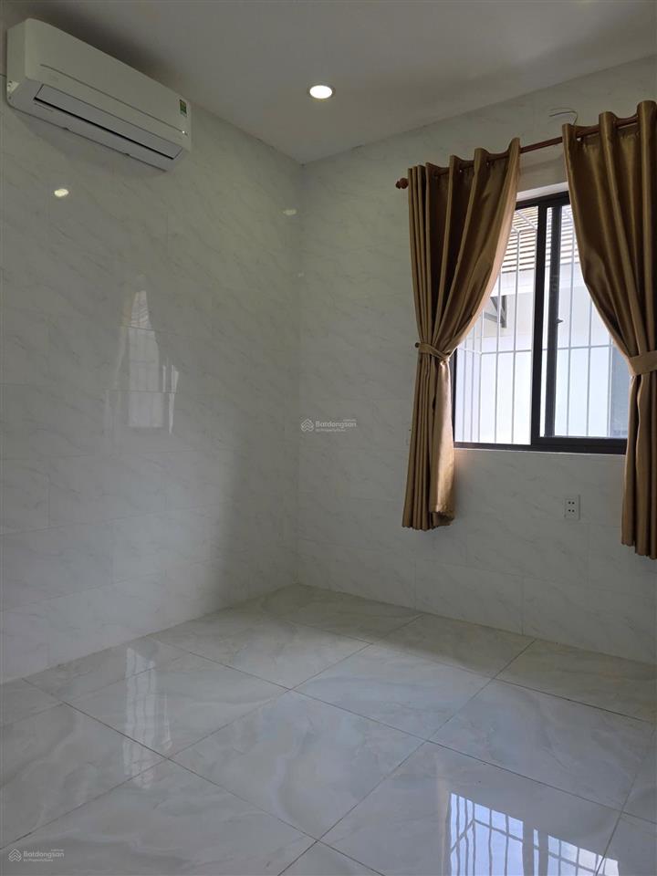 Bán nhà phố camellia 1 trệt 1 lầu khu dân cư an ninh, có hồ bơi, phòng gym. giá chỉ 7.5tỷ/căn