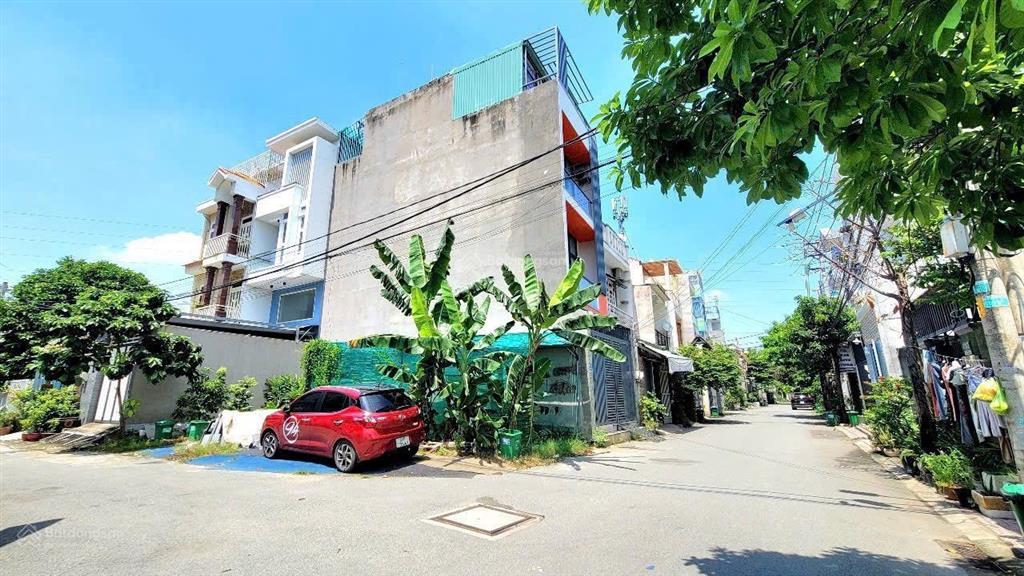 Nền góc 2 mặt tiền 80m2, sổ riêng, liền kề quận 2, cách nguyễn duy trinh 450m, giá 4 tỷ 4 có giảm