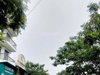 Đất vuông đẹp 65m2, sổ riêng, cách đường nguyễn duy trinh khoảng 750m, phú hữu quận 9 giá 3 tỷ 550