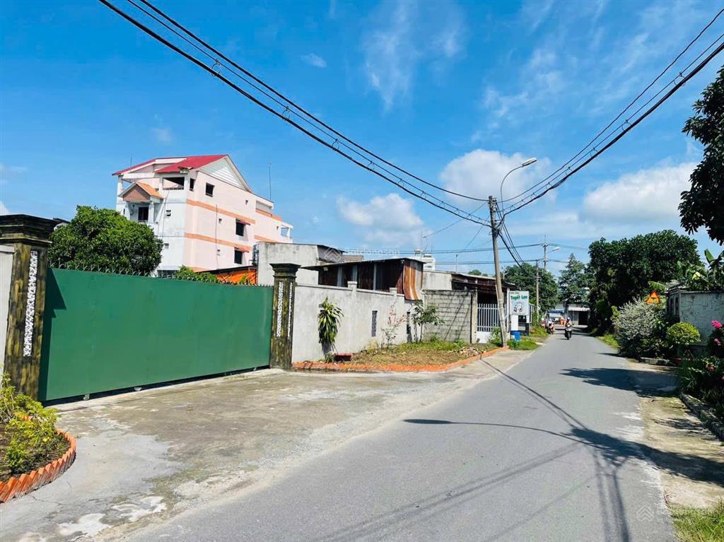 Giá ngộp  bán nhanh cho khách thiện chí. mặt tiền đường trương thị kiện. 293m2 thổ cư 100m