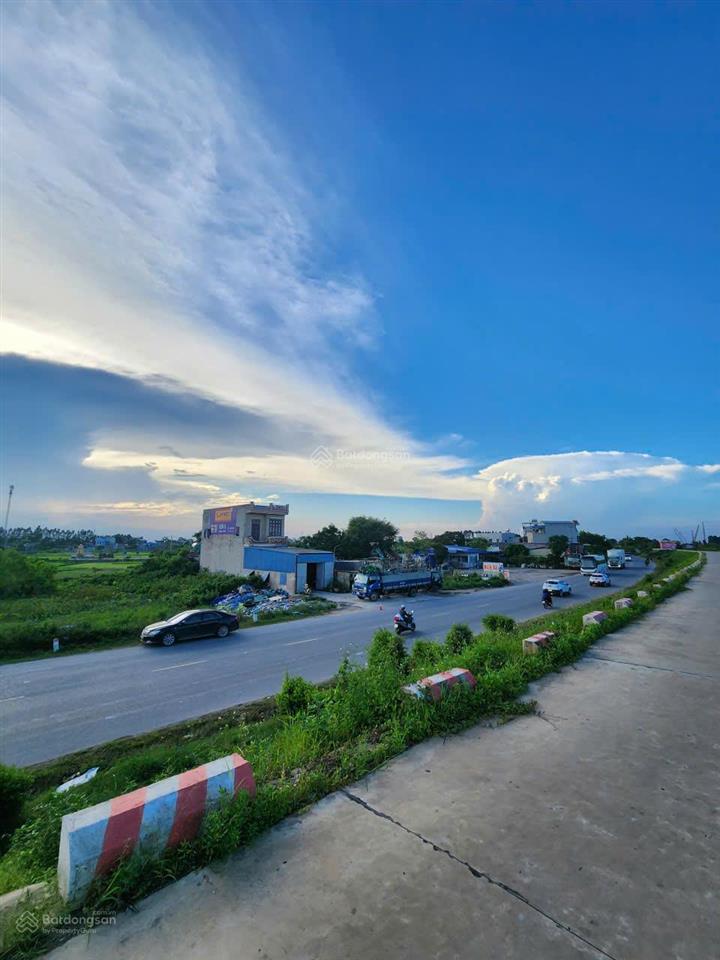 Bán đất tại đường 21b, nam hồng, nam trực, nam định, 5,5 tỷ/200m2 chính chủ giá ưu đãi