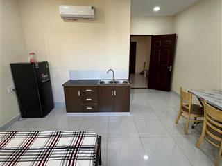 Cho thuê phòng trọ đường phạm hùng. gần đh kinh tế.. dt 30m2, nội thất đầy đủ. 4,8 triệu/tháng