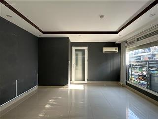Cho thuê mặt bằng căn góc khu trung sơn 5x20m, hầm, trệt rộng rãi, 2 phòng, 2 máy lạnh. 14 triệu