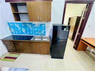 Cho thuê phòng ban công mới sơn khu trung sơn 45m2, 1pn, 1wc, an ninh, giờ giấc tự do. 6,8 triệu