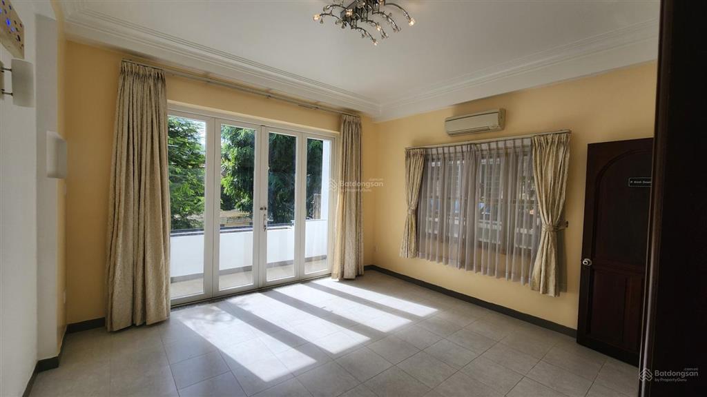 Bán nhà giá rẻ nhất khu trung sơn 5x20m, trệt, 3 lầu, hướng đông, nội thất mới. bán 16,5 tỷ