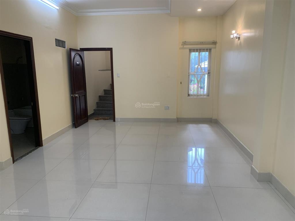 Bán nhà giá rẻ nhất khu trung sơn 5x20m, trệt, 3 lầu, hướng đông, nội thất mới. bán 16,5 tỷ