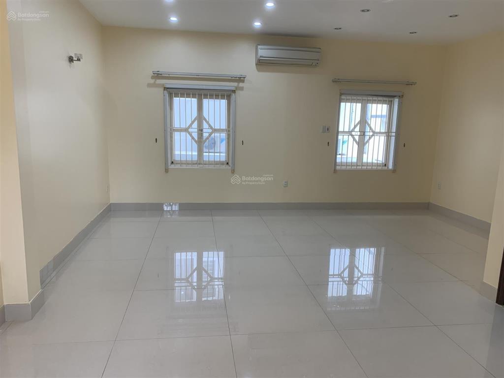 Bán nhà giá rẻ nhất khu trung sơn 5x20m, trệt, 3 lầu, hướng đông, nội thất mới. bán 16,5 tỷ