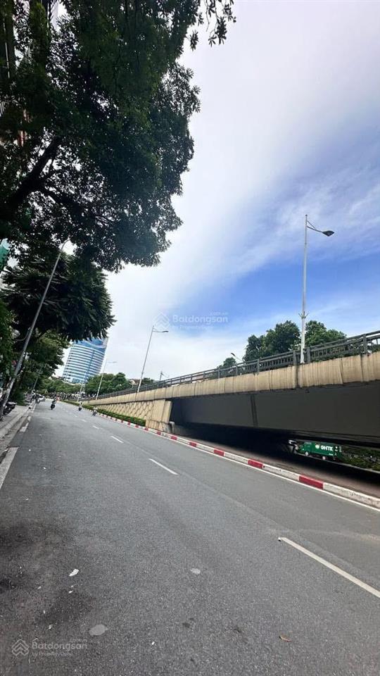 Mặt phố nguyễn chí thanh 162 đất 3.5/10 55 tỷ