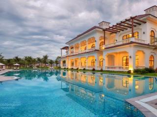 Biệt thự vinpearl phú quốc view biển hồ, 438m2, còn 2 năm cam kết, giảm 15 tỷ
