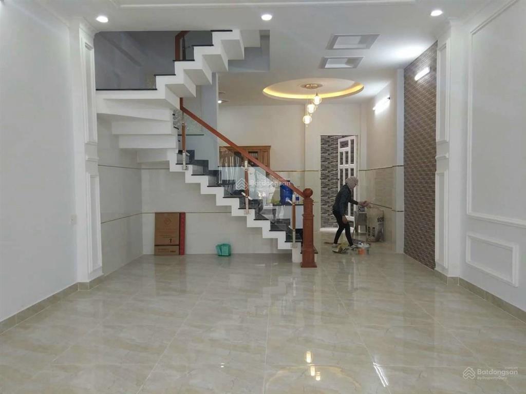 Cần cho thuê nhà mt 68b đồng nai p. 15 q. 10 ngay khu cư xá bắc hải