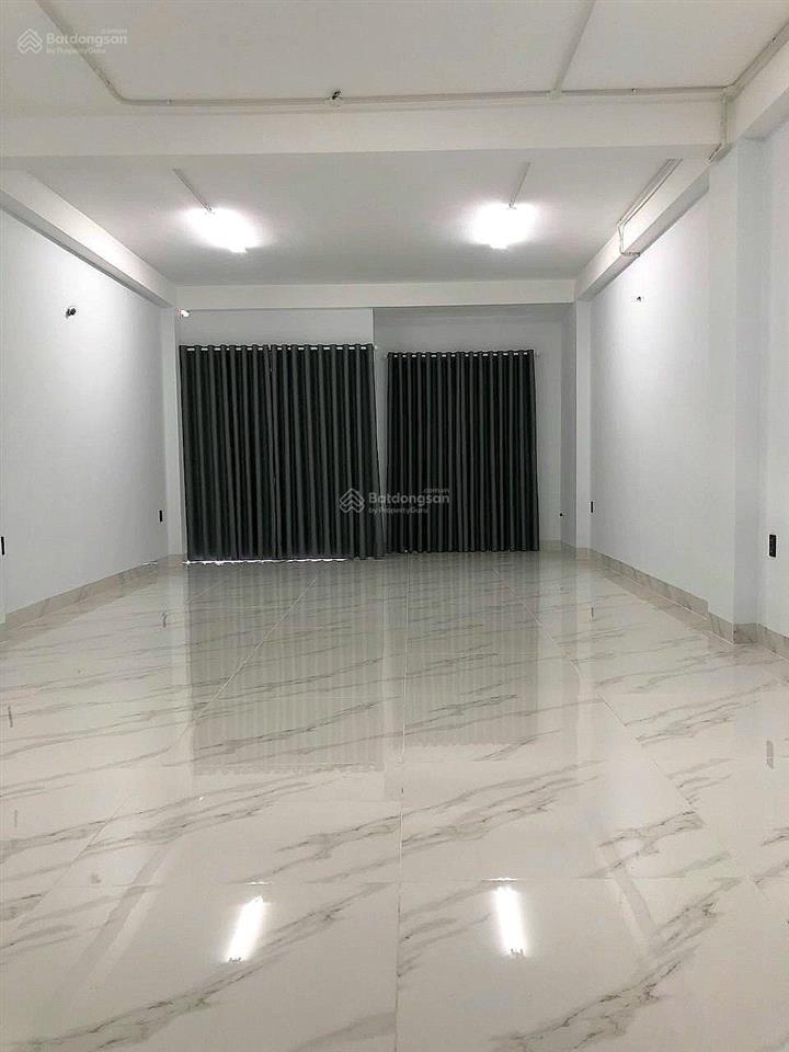 Cần cho thuê nhà mt 68b đồng nai p. 15 q. 10 ngay khu cư xá bắc hải