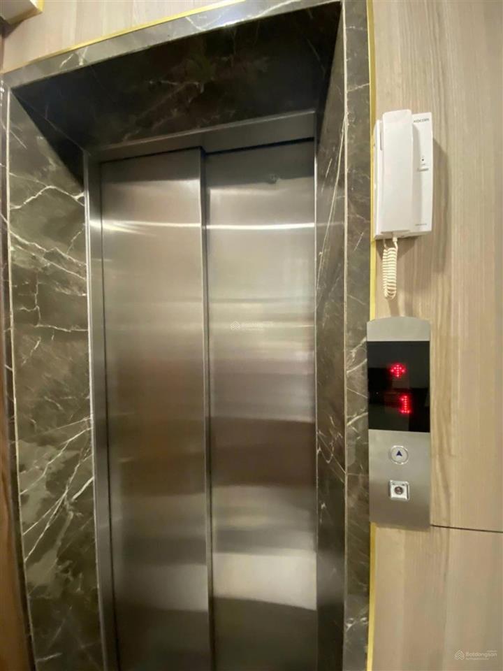 Cần cho thuê nhà ngay mt đường bàu cát p. 12 q. tân bình ngay khúc đồng đen (có thang máy)