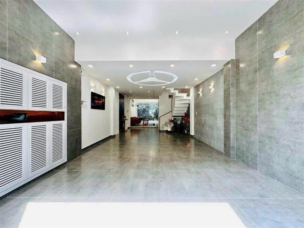 Cần cho thuê nhà ngay mt đường bàu cát p. 12 q. tân bình ngay khúc đồng đen (có thang máy)