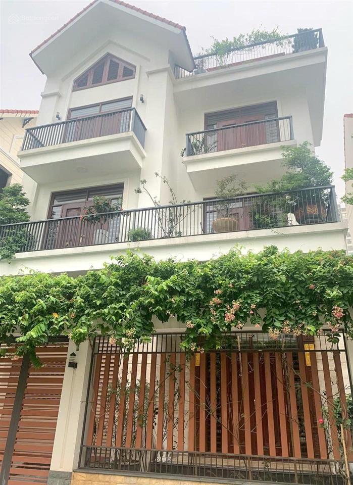 Cần cho thuê biệt thự hxh 120/3a đặng thùy trâm p. 13 q. bình thạnh thông qua bình lợi