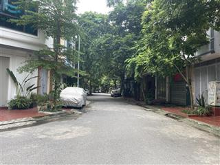 Bán nhà 5 tầng,50m full nội thất,phân lô,vỉa hè,oto tránh dv đào đất,kiến hưng,hà đông nhỉnh 14 tỷ