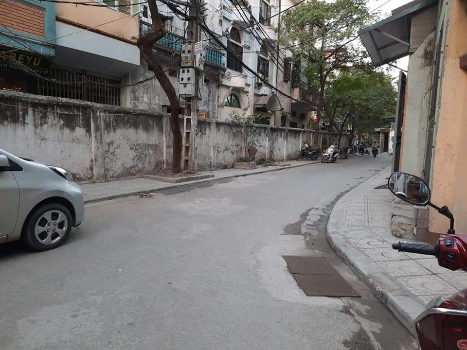 Bán Nhanh nhà Láng Hạ, Đống Đa -MẶT TIỀN 8M – OTO - KINH DOANH ĐỈNH CAO -45m2 – 8.5 tỷ
