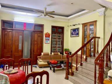 Cần bán nhanh nhà Thái Hà 42M2 – Lô góc 2 THOÁNG rực rỡ – VIP Đống Đa – oto – 7.9 Tỷ 