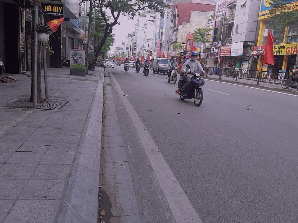 Siêu Hiếm Góc 3 Thoáng-Hồ Văn Chương 20m2-3 bước ra oto-Nhà Dân Xây Chắc Chắn 