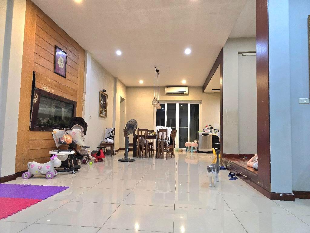 Siêu Phẩm Phương Mai 35m2,Thang Máy,Gần Hồ,Tiện Ích Bạt Ngàn-An Ninh Tốt –7.6 tỷ 