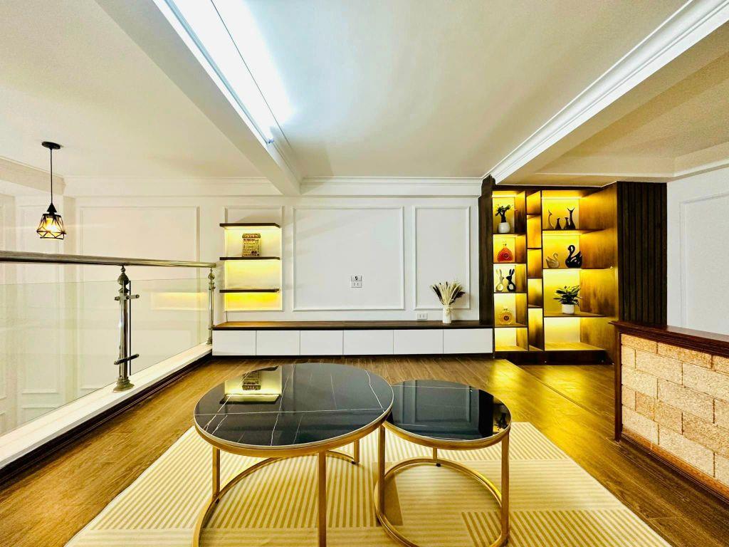 Siêu Hiếm Thịnh Hào 40m2,oto - Kinh Doanh – Ngõ Thông – Mặt tiền khủng – Nhỉnh 10 tỷ 