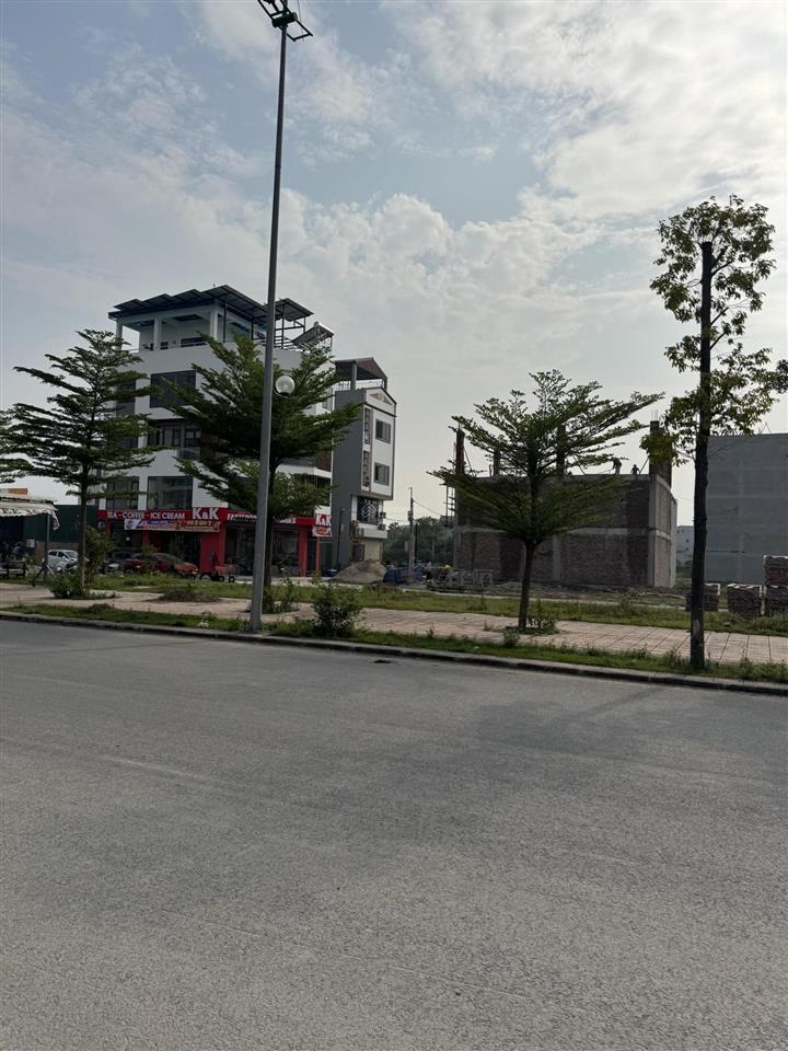 55m2 đất dv an thượng mặt hồ điều hoà