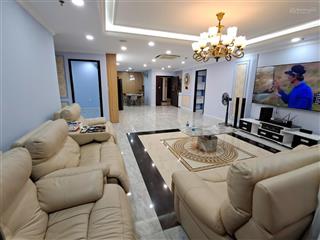 Cho thuê căn hộ scenic valley, phú mỹ hưng, quận 7. căn hộ 4pn, 151m2. gía 45tr/tháng full nội thất