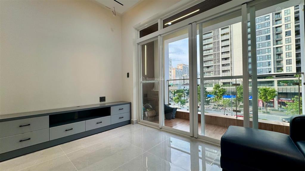 Cho thuê căn hộ riverside residence  phú mỹ hưng. căn hộ 2pn nhà mới giá thuê 19 trriệu/tháng