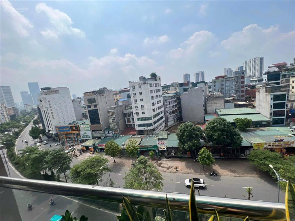 Sàn vp 65m2  đầy đủ tiện ích  mặt phố nguyễn hoàng  nhanh tay thì còn