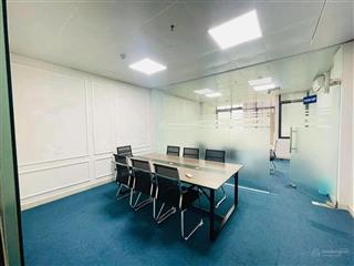 Sàn vp 65m2  đầy đủ tiện ích  mặt phố nguyễn hoàng  nhanh tay thì còn